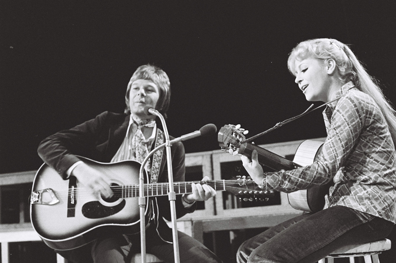  Eric Bachmann Fotoarchiv, Hits à Gogo